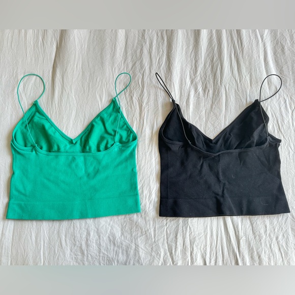 Free People set of Cropped Tank tops - Picture 2 of 6